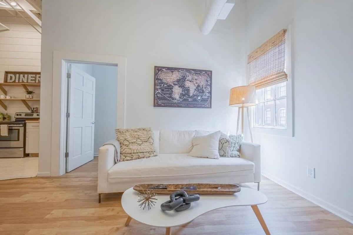 Darlin' Downtown Dawghouse Appartement Athens Buitenkant foto