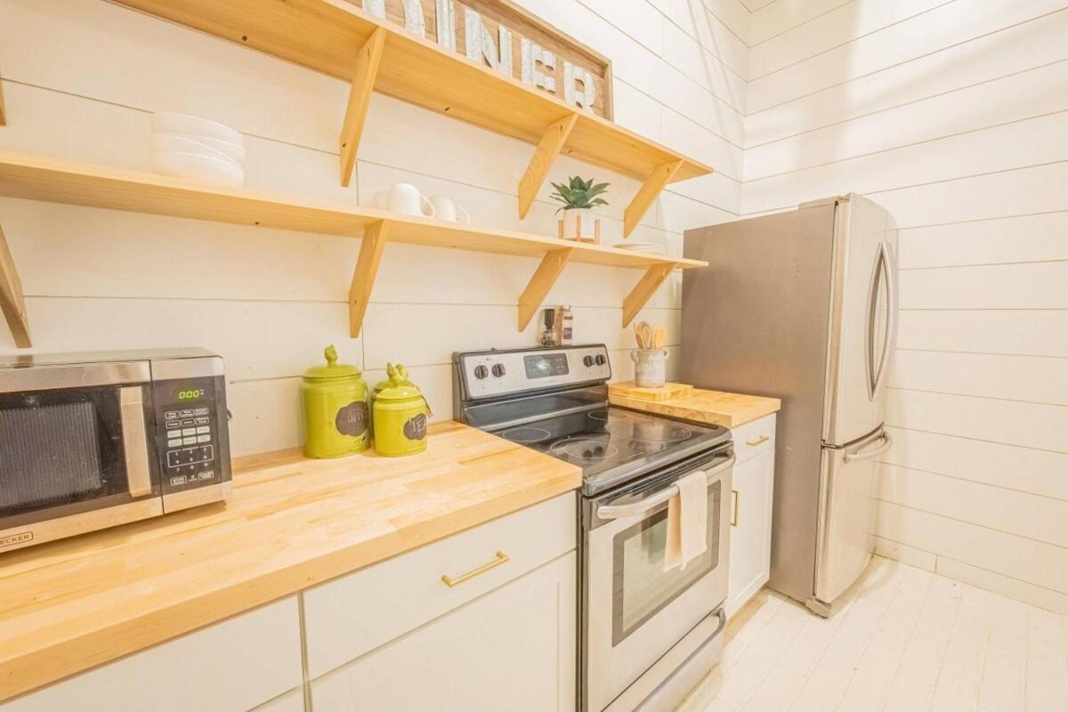 Darlin' Downtown Dawghouse Appartement Athens Buitenkant foto