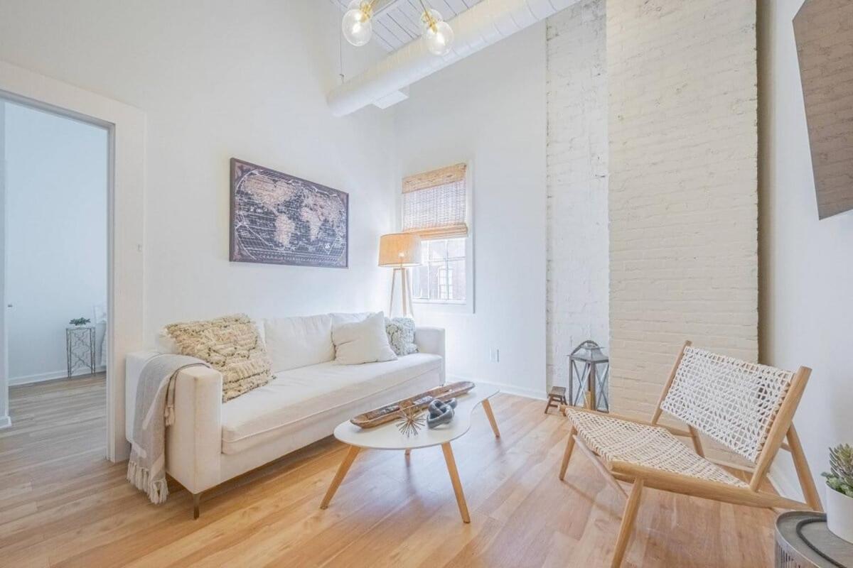 Darlin' Downtown Dawghouse Appartement Athens Buitenkant foto