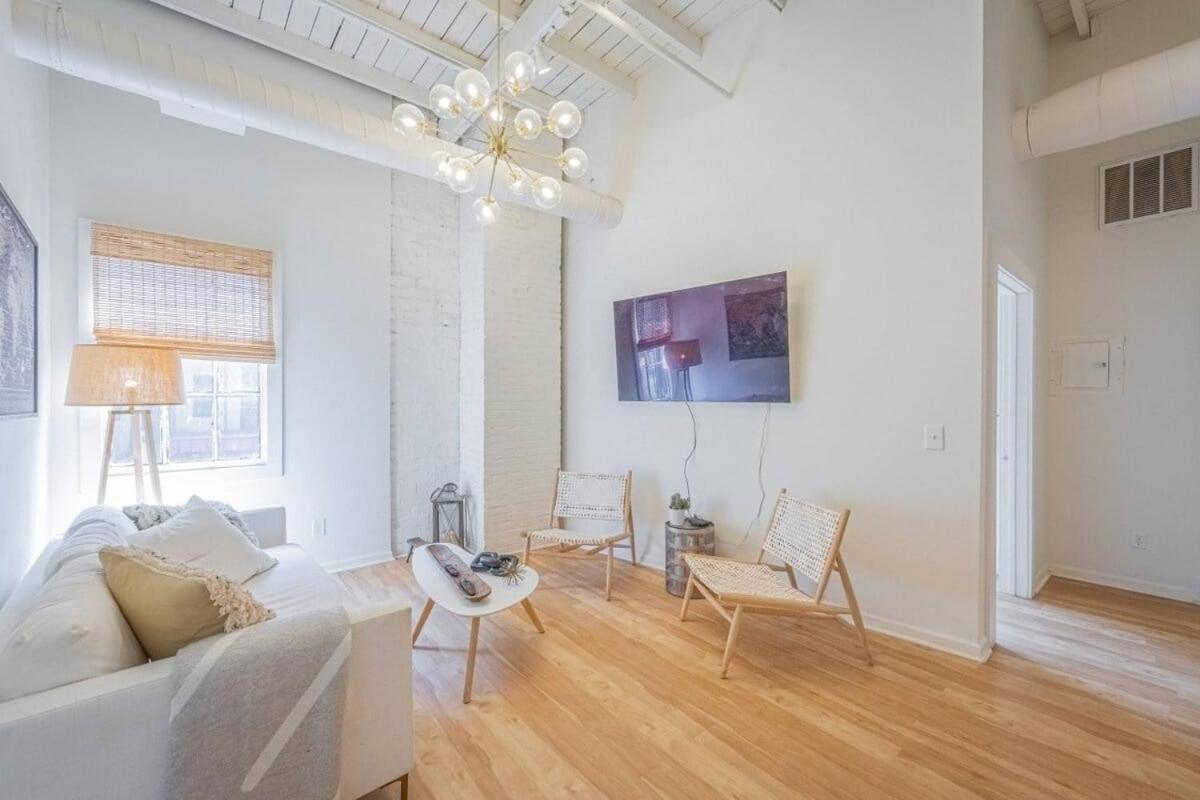 Darlin' Downtown Dawghouse Appartement Athens Buitenkant foto